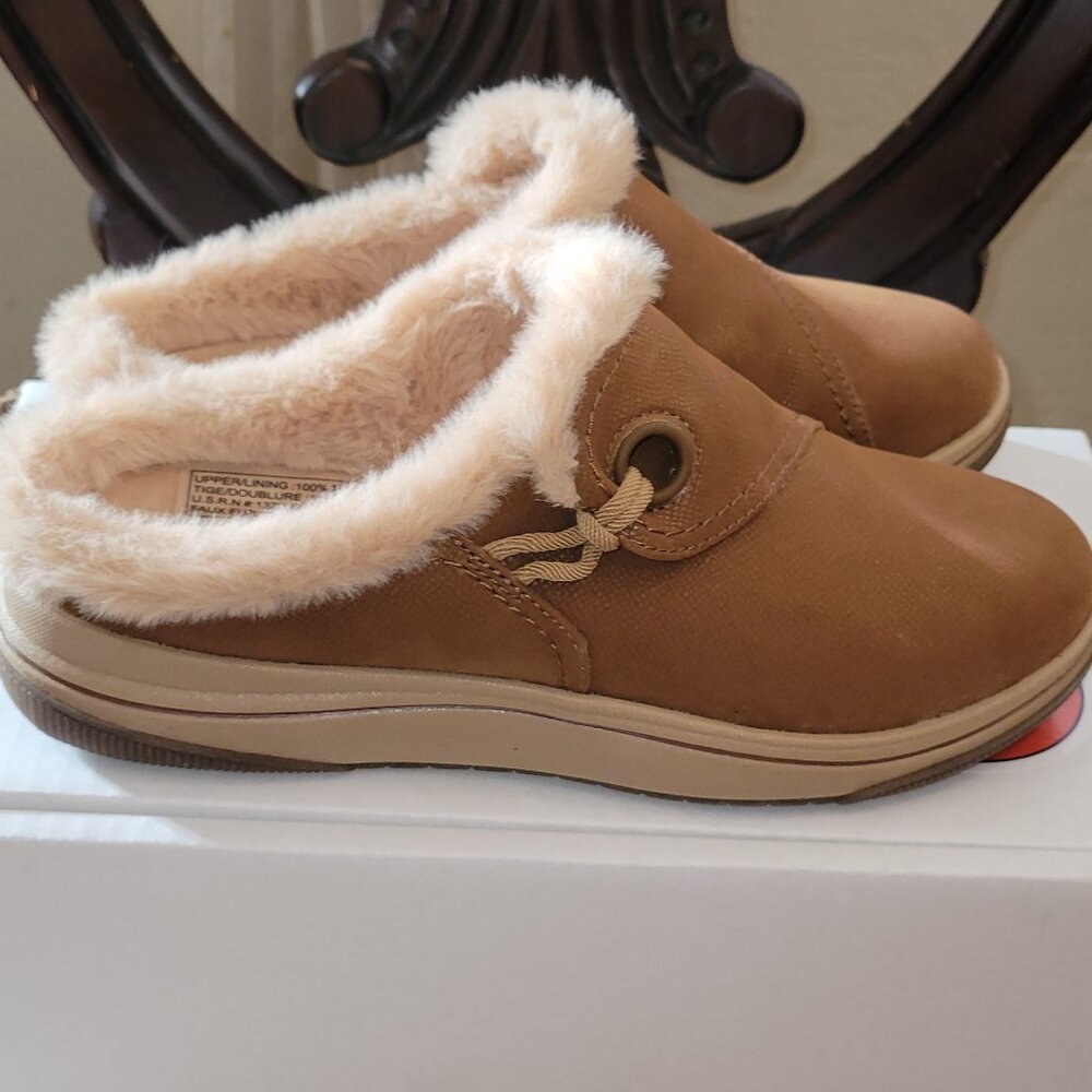 Clarks Cloudsteppers Breeze Myth Mules 7W